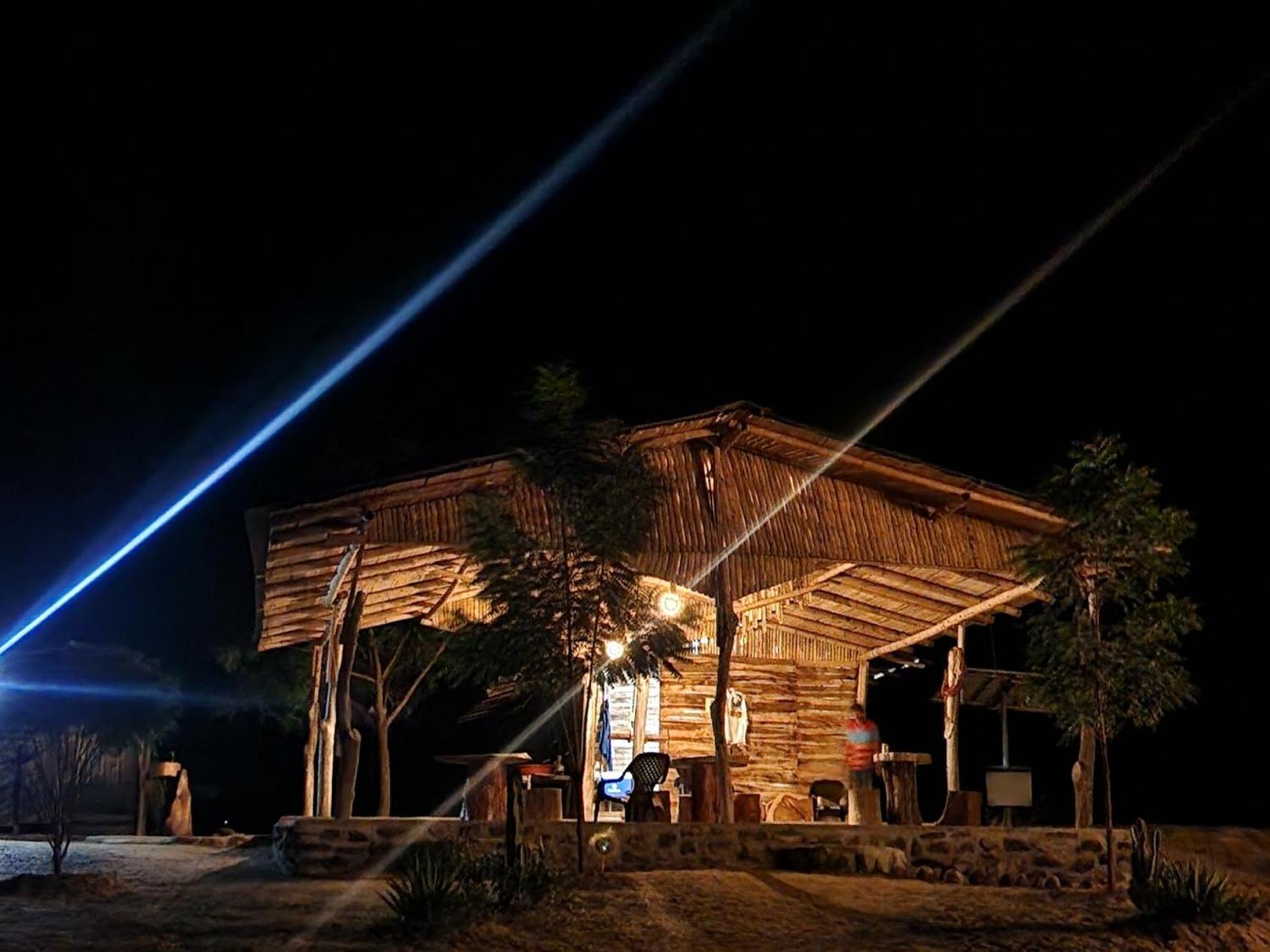 Mana Star Lounge Hotel Villavieja Zewnętrze zdjęcie